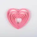 Set van 5 roze hartvormige plastic koekjesvormpjes voor fondant en heerlijk bakken. - Roze hart (02032-A) / 6-Delige set / Roze