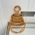Borsa a mano in bambù con perline di legno, borsa a tracolla intrecciata traforata donna. - Stile perline di legno