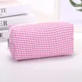 Rosa karierte Make-up-Tasche, süßes Federmäppchen, tragbare Kosmetiktasche für den Alltag. - Karo / L / Fuchsia