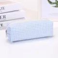 Blau-weisses Gingham Federmaeppchen, suesses Kariertes Make-up-Taeschchen, Schueler Schreibwaren Beutel. - Karo / M / Blau
