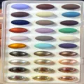 Doos met 30 kleurrijke magnetische hijab spelden, ovale magnetische knopen voor dagelijks gebruik. - Ellips / 30 Stuks/Verpakking / Willekeurig Gemengde Kleuren