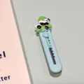 Süßes Panda Harz Cuttermesser Variante, Hellblau Mini Schüler Paketöffner Bastelmesser - Lotusblatt Hut Panda Cuttermesser