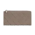 Minimalistische graue Damen-Geldbörse mit einzigartigem Plissee-Muster und Reißverschluss. - Grau