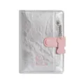 Elegante custodia per passaporto in pelle argento con ciondolo osso di cane rosa. - Argento