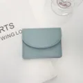 Hellblaue minimalistische PU Leder Damen Geldbörse Kartenetui, kompakte Alltagstasche. - Blau