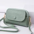 Sac à bandoulière mini femme vert pour téléphone, petit sac élégant à rabat texturé pour usage. - Vert Fumée