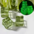 Cubos de hielo acrílicos luminosos simulados brillan en la oscuridad decoración brillante - Verde Matcha Luminoso Destello Fino