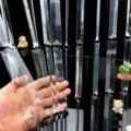 Διαφανείς ακρυλικές τριγωνικές πρισματικές λωρίδες για διακόσμηση γάμου και διαχωριστικό. - 0.3m Προ-περασμένο / 10 Τεμάχια/Συσκευασία / Διαφανές