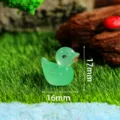 Mini lichtgevende hars eend eendje glow in the dark microlandschap ornament doe het zelf - Groene mannelijke eend