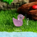 Mini lichtgevende paarse eend hars figuur, schattige DIY micro landschap decoratie item. - Paarse mannelijke eend
