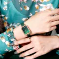 Grüne rechteckige Damenuhr minimalistische Quarzarmbanduhr mit Lederarmband Neuheit 2022 - Grün