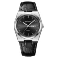 Elegante Herren Quarzarmbanduhr mit schwarzem Zifferblatt und klassischem Lederarmband. - Silbernes Gehäuse Schwarzes Zifferblatt Schwarzes Armband
