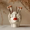 Human Face Makeup Brush Holder Resin Aesthetic Desk Organizer Boho Feminist Room Decor Storage Box - Style B / Off White