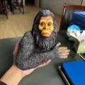 Realistic gorilla bigfoot resin statue ornament creative garden decor figurine toy display. - 20x20x10cm / Brown