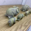 Elephant family figurine set detail view, vintage resin animal statues for home garden decor. - New Elephant Set / 4 Pieces