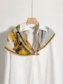 Foulard en soie à fleurs rétro classique avec bordure en dentelle, accessoire élégant. - Magnolia style peinture à l'huile