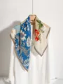 Foulard en soie classique vintage pour femme avec motif floral imprime et bordure elegante - Fleurs de style européen