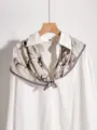 Foulard en soie vintage classique pour femme avec bordure en dentelle, imprimé floral élégant. - Forêt de Bambous