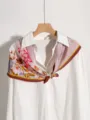Foulard en Soie Imprimé Floral Rétro avec Bordure en Dentelle Élégante Écharpe Femme - Rêve de papillon sur la montagne printanière