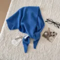 Sciarpa triangolare in lana spessa tinta unita da donna, scialle caldo invernale top. - Blu Klein
