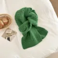 Grüner grob gestrickter Winterschal für Damen, kuscheliger wärmender Nackenschwärmer. - Grün