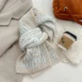 Gezellige winterse gebreide sjaal met zachte textuur en chic tweedelig ontwerp voor dames. - 2# Crème Wit