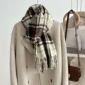 Gezellige dikke ruitjes sjaal met franjes, vintage Maillard stijl, warme winterhalsdoek voor dames. - Saliegroen