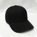 Klassieke zwarte honkbalpet met gebogen rand en schattige smiley voor dagelijks buiten gebruik. - Verstelbaar / Zwart