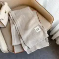 Comoda sciarpa invernale in maglia di lana da donna, scaldacollo spesso e caldo tinta unita. - grigio-bianco