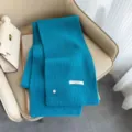 Türkisblaue Merinowolle Strickschal, warme Herbst Winter Mode Halstuch, weiches gemütliches Design. - Himmelblau