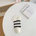 Damen Netz Kurzsocken schwarz weiss gestreift atmungsaktiv Sommer Freizeitsocken - Einheitsgröße / Gestreift
