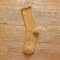 Damen Gelbe Mittelhohe Rüschen Baumwoll Socken Japanischer Stil Freizeit Strümpfe - Einheitsgröße / Wellenkante / Kurkuma