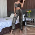 Set pigiama leopardato donna due pezzi canotta e pantaloni lunghi abbigliamento notte vista. - Taglia S / Top e Bottom
