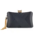 Κομψή μαύρη σατέν βραδινή τσάντα clutch με χρυσό στρασάτο κούμπωμα και κομψή κρεμαστή φούντα. - Μαύρο