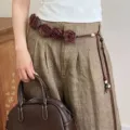 Böhmische Vintage Rosen Blumen Hüftkette für Damen, perlenbesetzte geflochtene Gürtel. - Geflochtene Perlen-Taillenkette mit Rosen
