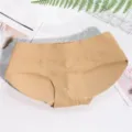Naadloze gewatteerde billen lifter slip voor vrouwen huidkleur vormend ondergoed - M / Huidskleur