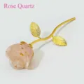 Statuetta di Rosa in Cristallo di Quarzo Rosa Regalo San Valentino con Stelo Oro - Cristallo Rosa - Montatura Dorata - Stile Curvo