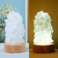 Luce notturna in ghiaia di cristallo naturale USB lampada da comodino legno - Cristallo Bianco Grezzo-Luce Fredda / Con scatola di imballaggio 8x8x12 cm