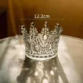 Transparent glass crown shaped container aroma diffuser jar elegant home decor tabletop ornament - Beaded Embossed Crown Storage Container