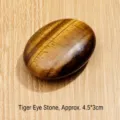 Pietra dell'Anima in Occhio di Tigre Ovale Pietra da Massaggio in Cristallo 4.5x3cm - Circa 4.5*3.5cm / Occhio di tigre