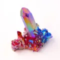 Bunte Titan Aura Quarz Kristall Stufe Mineralien Rohstein Feng Shui Deko Heimaccessoires - Rot und Blau / Ca. 10-30g