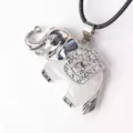 Silberner Kristall Elefant Anhänger Halskette mit schwarzer Kordel, eleganter Schmuck. - Mit Lederseil / Weiß Kristall / Weiß