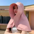 Summer anti-UV sun hat for women with neck flap, pink outdoor bucket hat detail view. - Pink