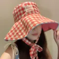 Cappello da pescatore a quadri rosso e bianco stile coreano con tesa larga per l'estate - quadri rossi
