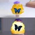 USB kristal nachtlampje met vlinder en paarse roos edelsteen decoratieve lamp slaapkamer - Gekleurd Geel Kristal - Bloem Vlinder Willekeurige Kleur