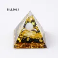Harz Pyramide Kristall Ornament Goldfolie Schotter Auto Haus Desktop Dekoration Neu - Obsidian und Weißer Achat Stil (BALL013)