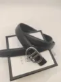 Λεπτομερής εικόνα γυναικείας ζώνης από γνήσιο δέρμα με κομψή ασημένια αγκράφα για στιλ. - Μαύρο / 100cm