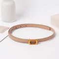 Ceinture élégante minimaliste en cuir véritable pour femme avec boucle dorée chic. - Beige