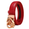 Cinturón de cuero rojo para mujer con hebilla automática, diseño corazón rosa estrás elegante. - Mariposas corazón blancas / 115cm
