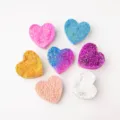 Bunte galvanisierte Kristall-Cluster Herz Ornament Hausdekor Handwerk Kristall Herz Deko - Herzförmige galvanisierte Kristallgruppe (Zufällige Farbe) / Etwa 5cm